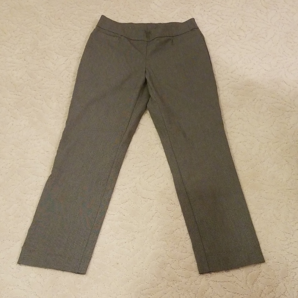 Practically new, stretchy waistband pants
